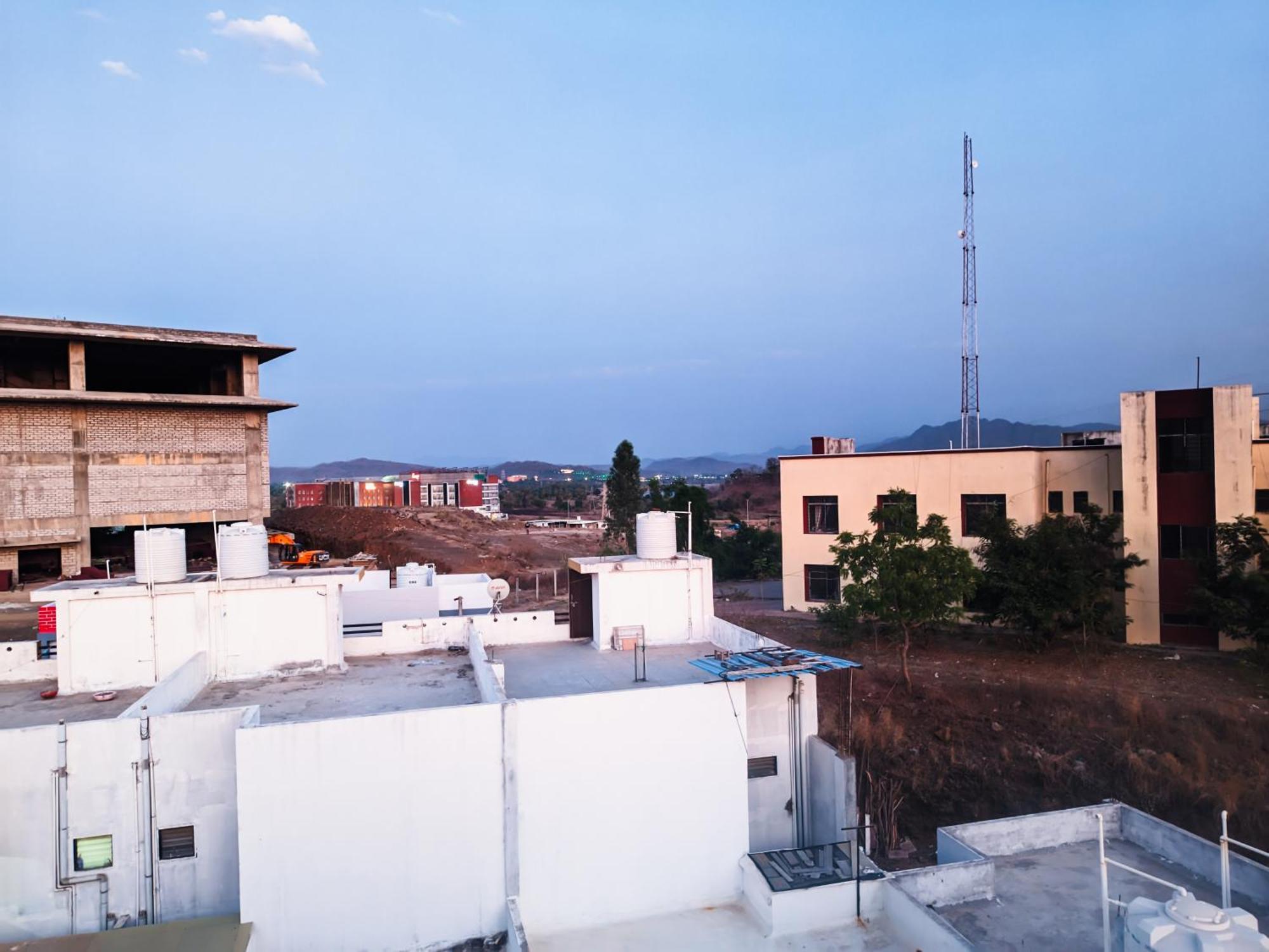Bhavya Homestay Garudeshwar Bagian luar foto